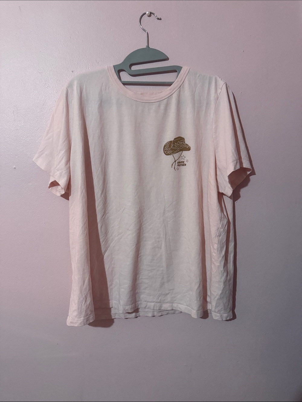 Old Navy Light Pink Short Sleeve Tee with Gold Hat Graphic